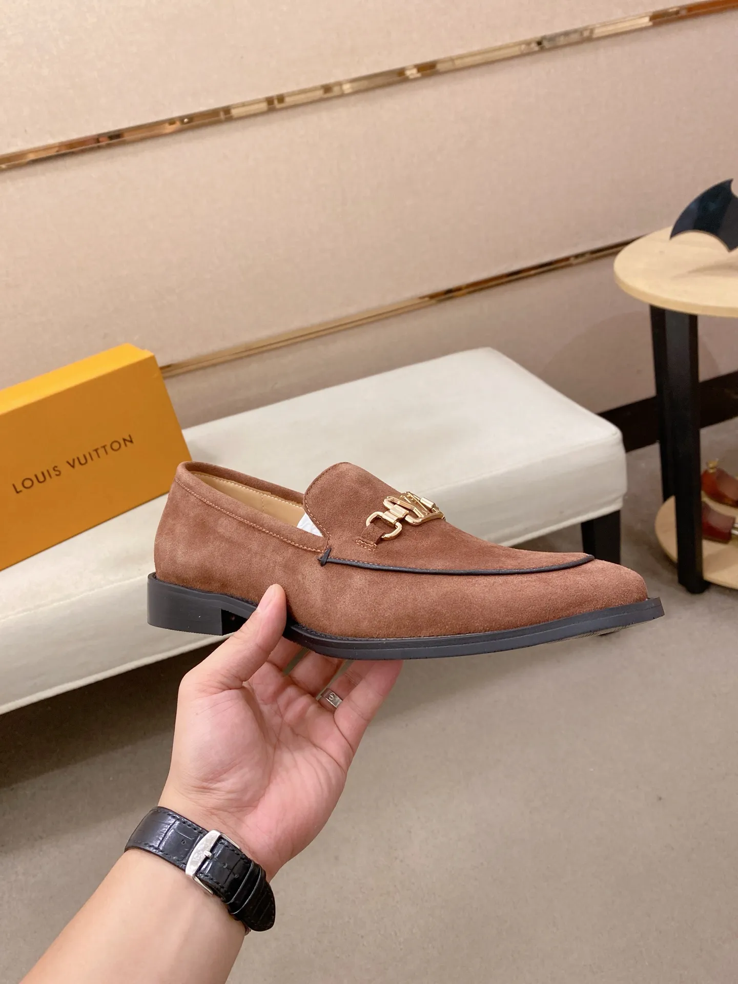 Men's men's shoes 💰 520💰⚡️New models on the market⚡️ Louis Vuitton (Louis Vuitton/LV) casual, business formal wear! Made with pure Italian craftsmanship, the upper is made of first-layer cowhide, which is full of texture! The lining is cowhide and the original rubber leather shoe outsole. The style is atmospheric and comfortable! Positive code 38-44